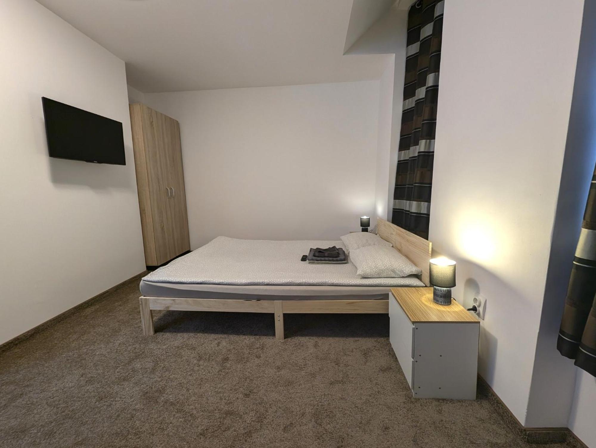 Sandor Central Studio Apartment Târgu-Mureş Екстериор снимка
